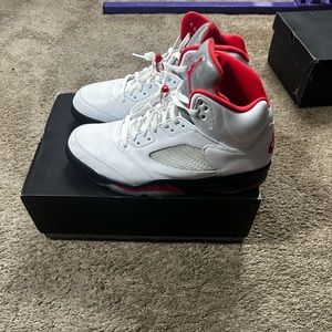 Air Jordan Retro 5